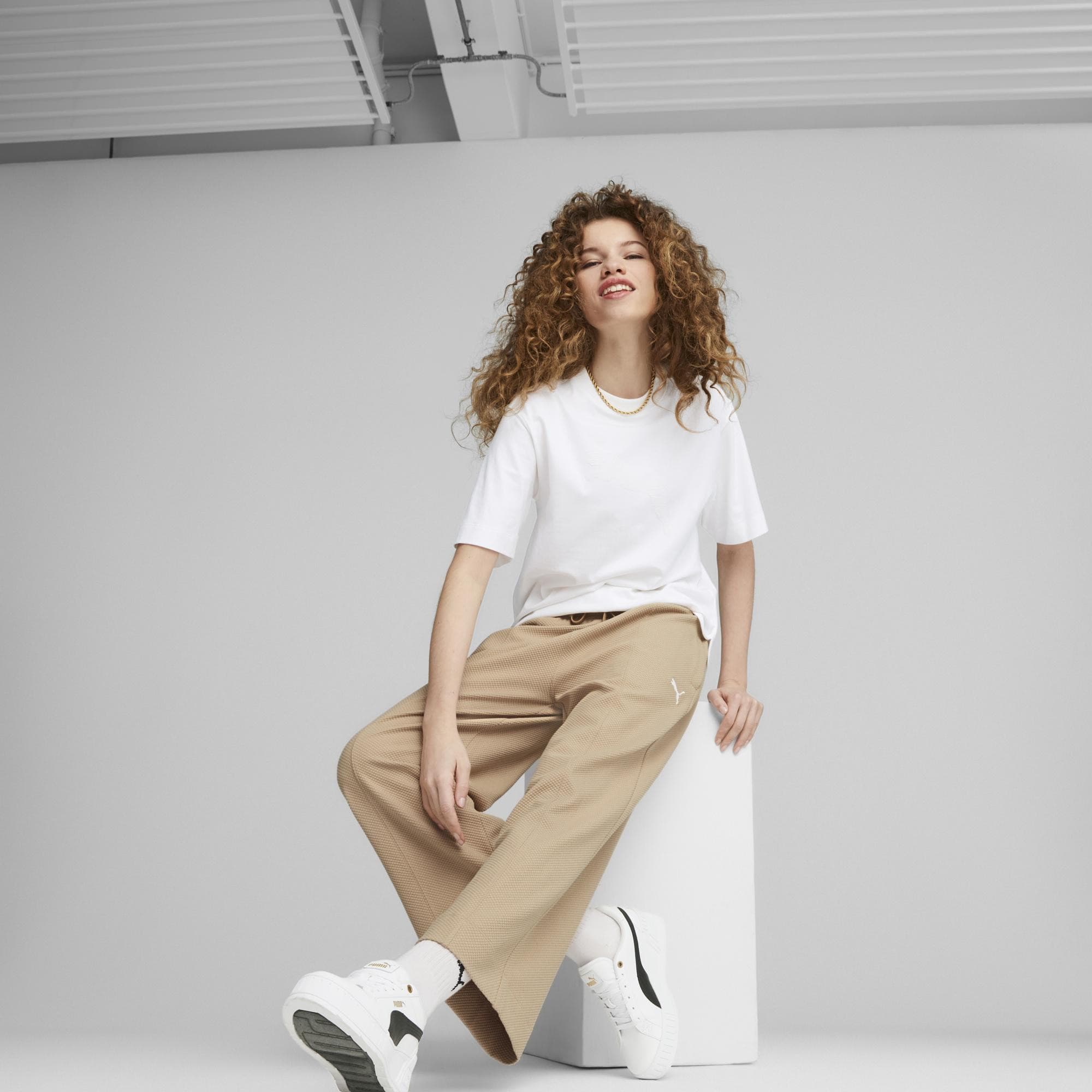 Puma HER Straight Pants Dámské tepláky US S 673113-89 - náhled 5