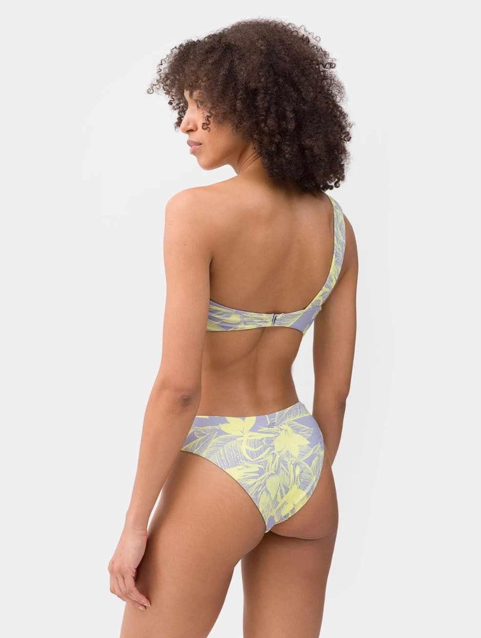 4F 4FSS23UBKTF025 LIGHT LEMON ALLOVER Horní díl plavek US L 4FSS23UBKTF025 LIG LEM ALLO - náhled 3