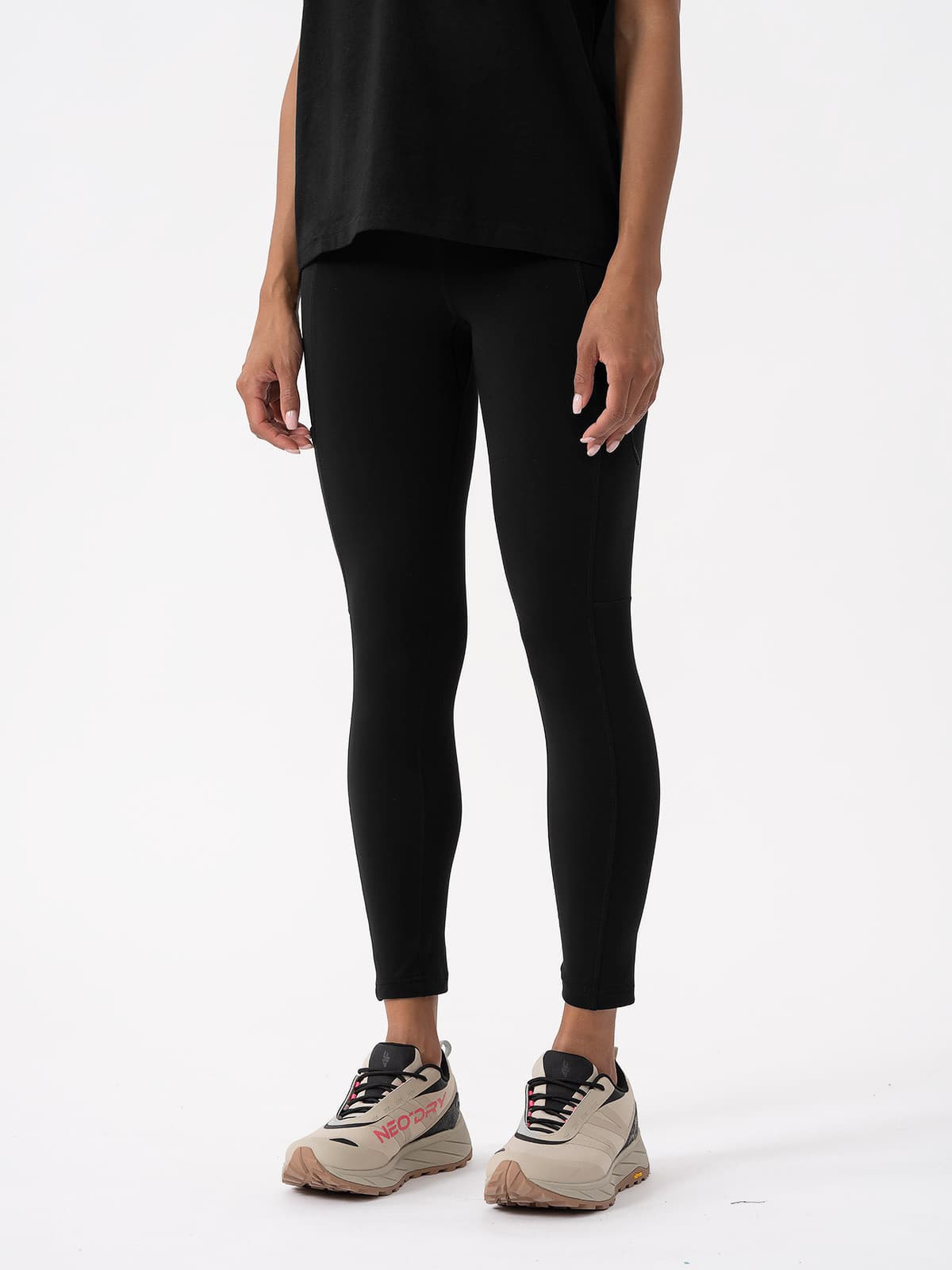 4F 4FAW23TFTRF404 DEEP BLACK Dámské trekingové legíny US L 4FAW23TFTRF404 DEEP BLACK - náhled 2