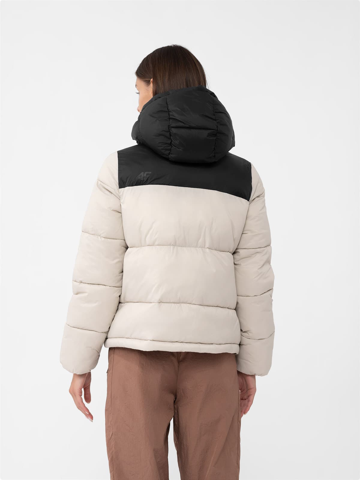 4F 4FAW23TDJAF230 BEIGE Dámská bunda US L 4FAW23TDJAF230 BEIGE - náhled 2