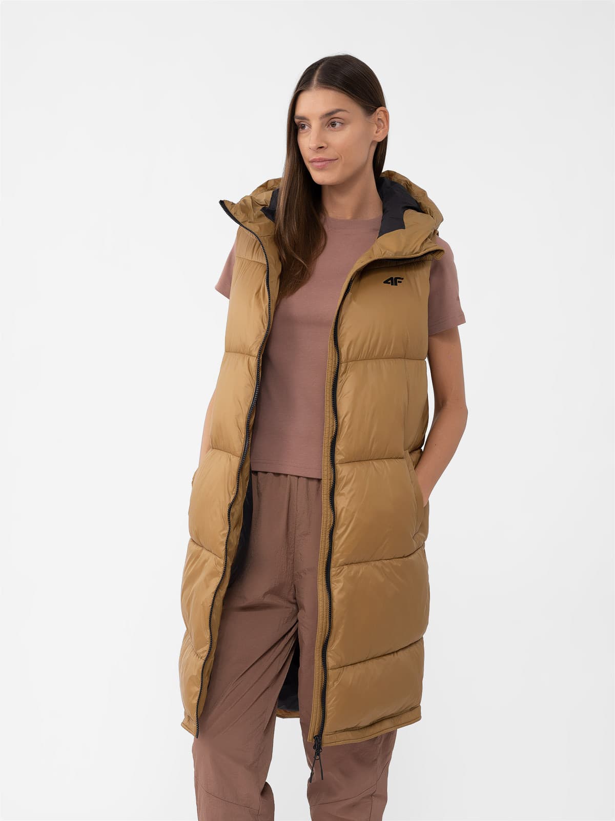 4F 4FAW23TVESF074 LIGHT BROWN Dámská vesta US L 4FAW23TVESF074 LIGHT BROWN - náhled 1