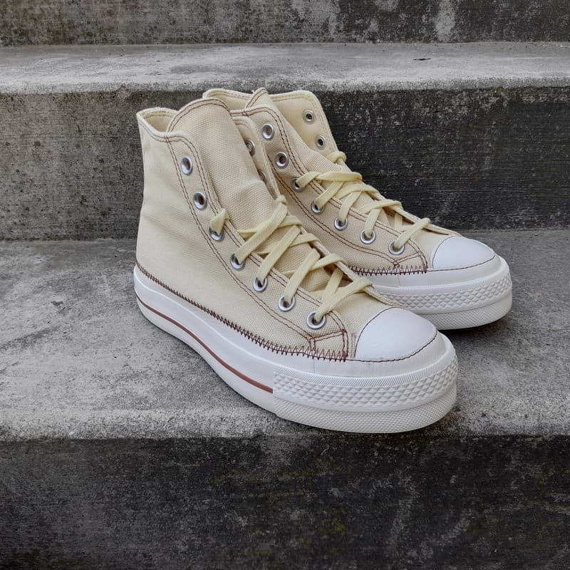 converse CHUCK TAYLOR ALL STAR LIFT PLATFORM CONTRAST STITCHING Dámské boty EU 36.5 A04659C - náhled 4